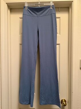 Lululemon Groove Nulu High Waist Flare washed denim (only worn once)